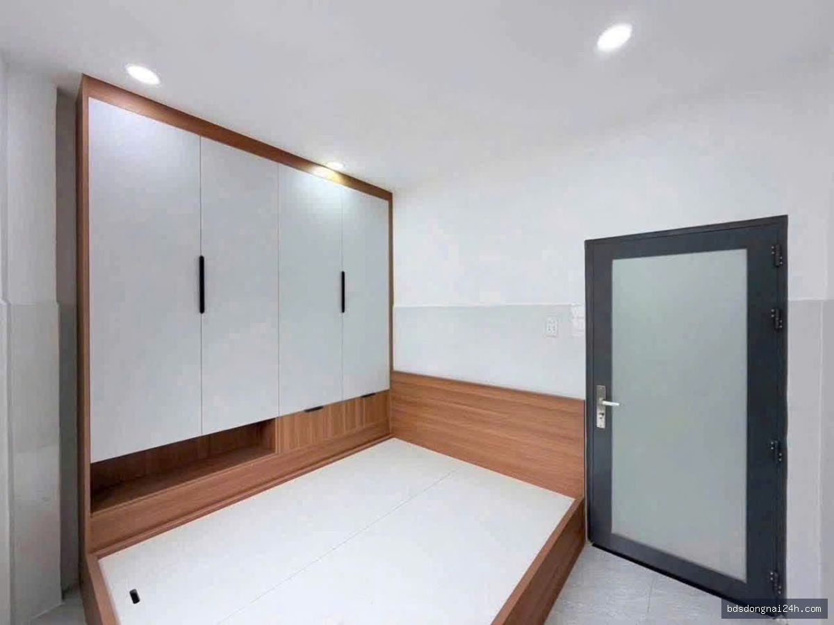 Bán nhà 1 trệt 1 lầu, gần chợ - Hình ảnh 2