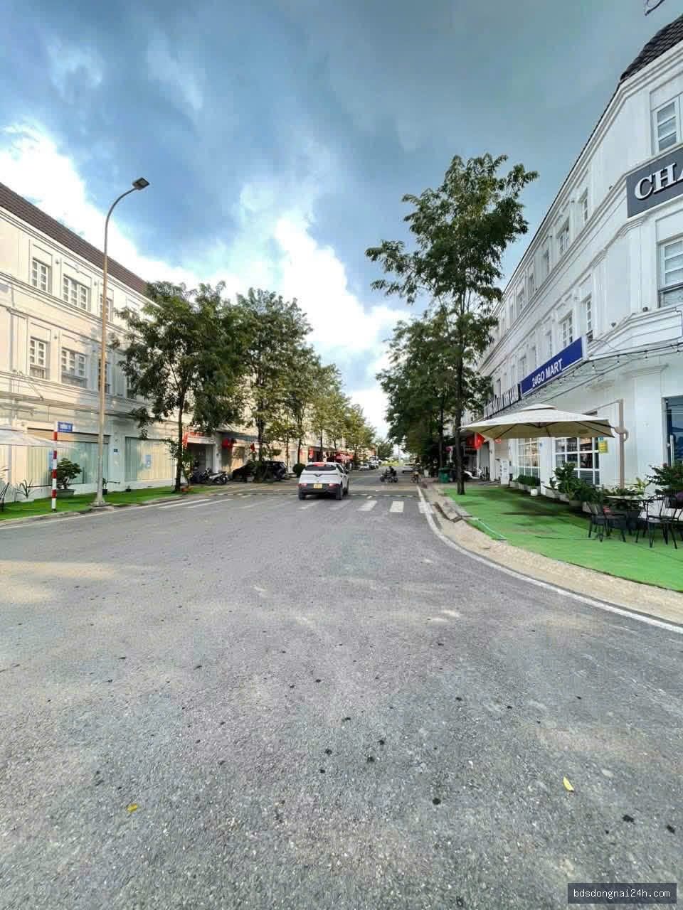 Bán nhà 1 trệt 1 lầu tại Nhơn Trạch (115.8m²)