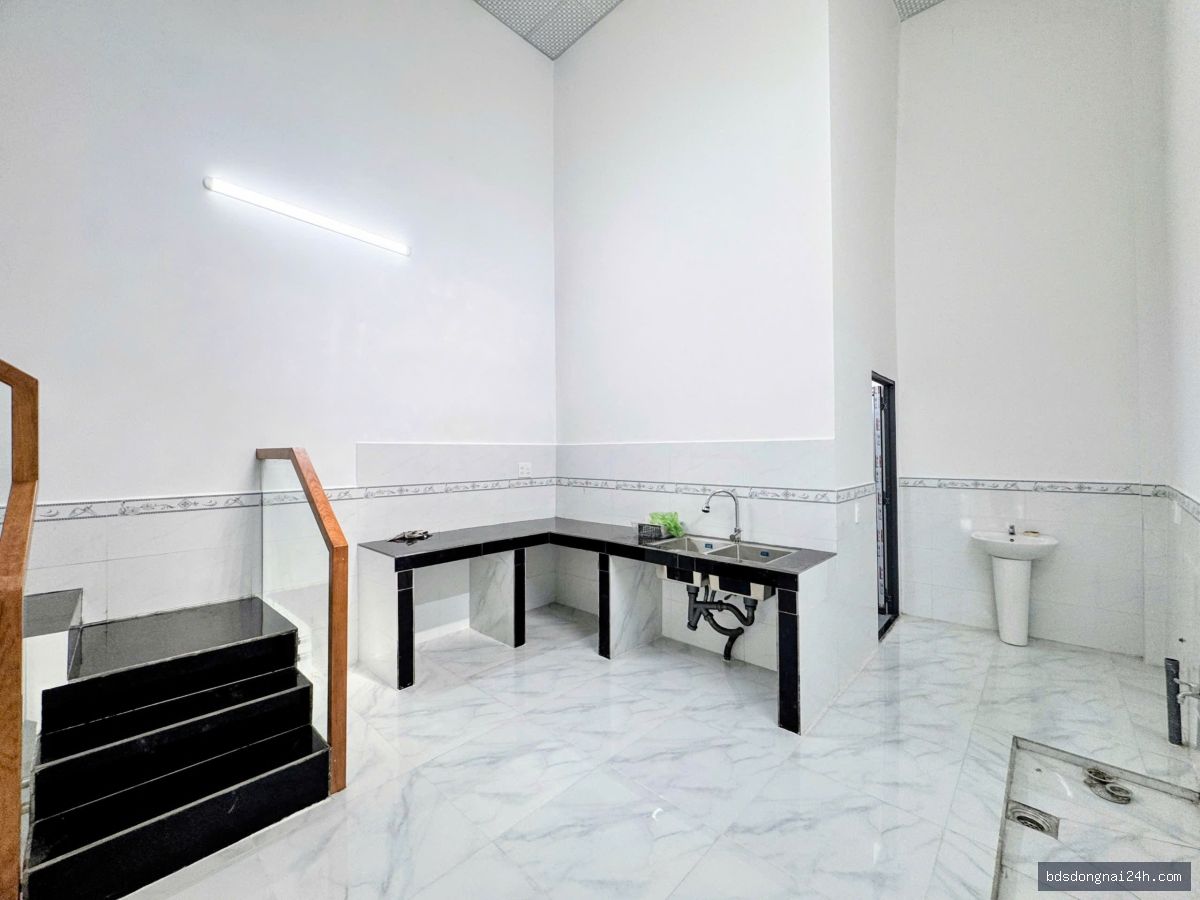 Bán nhà phố, sân ô tô tại Hố Nai, Biên Hòa (108m²) - Hình ảnh 13
