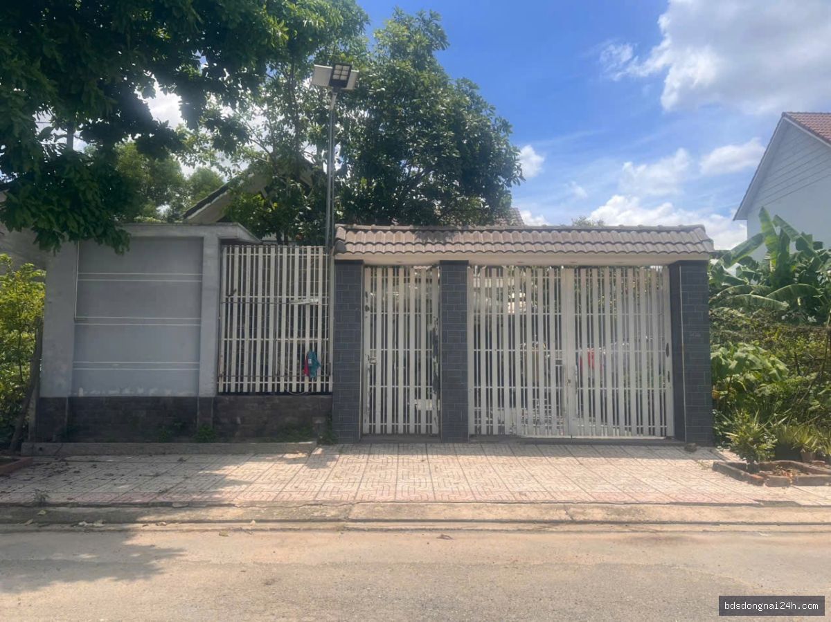 Bán nhà phố, mặt tiền tại Tân Triều (200m²) - Hình ảnh 1