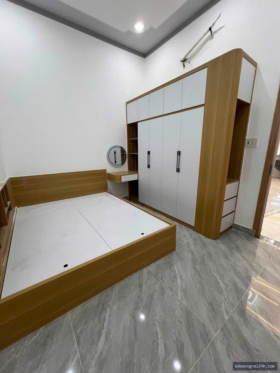 Bán nhà 1 trệt 1 lầu sân ô tô - Hình ảnh 2