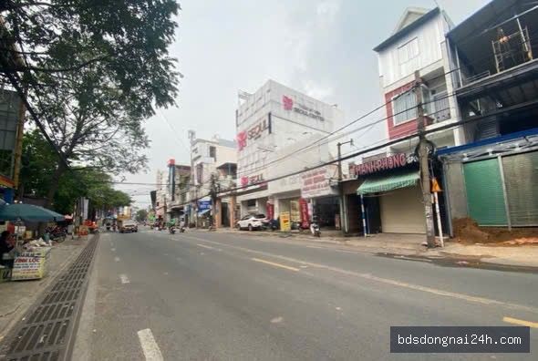 Cho thuê nhà 1 trệt 2 lầu, mặt tiền tại Tam Hiệp, Biên Hòa - Hình ảnh 3