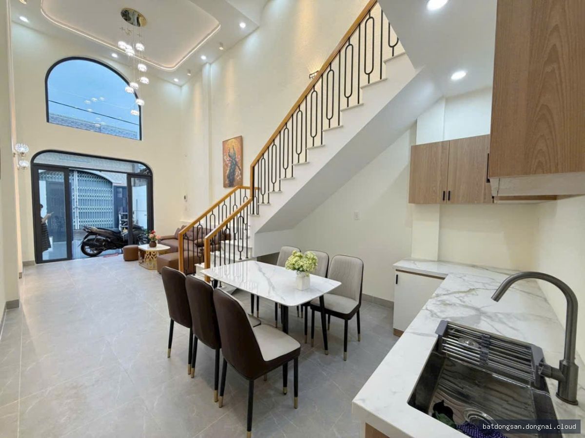Bán nhà phố sân ô tô, gần chợ tại Hố Nai, Biên Hòa (94m²) - Hình ảnh 11