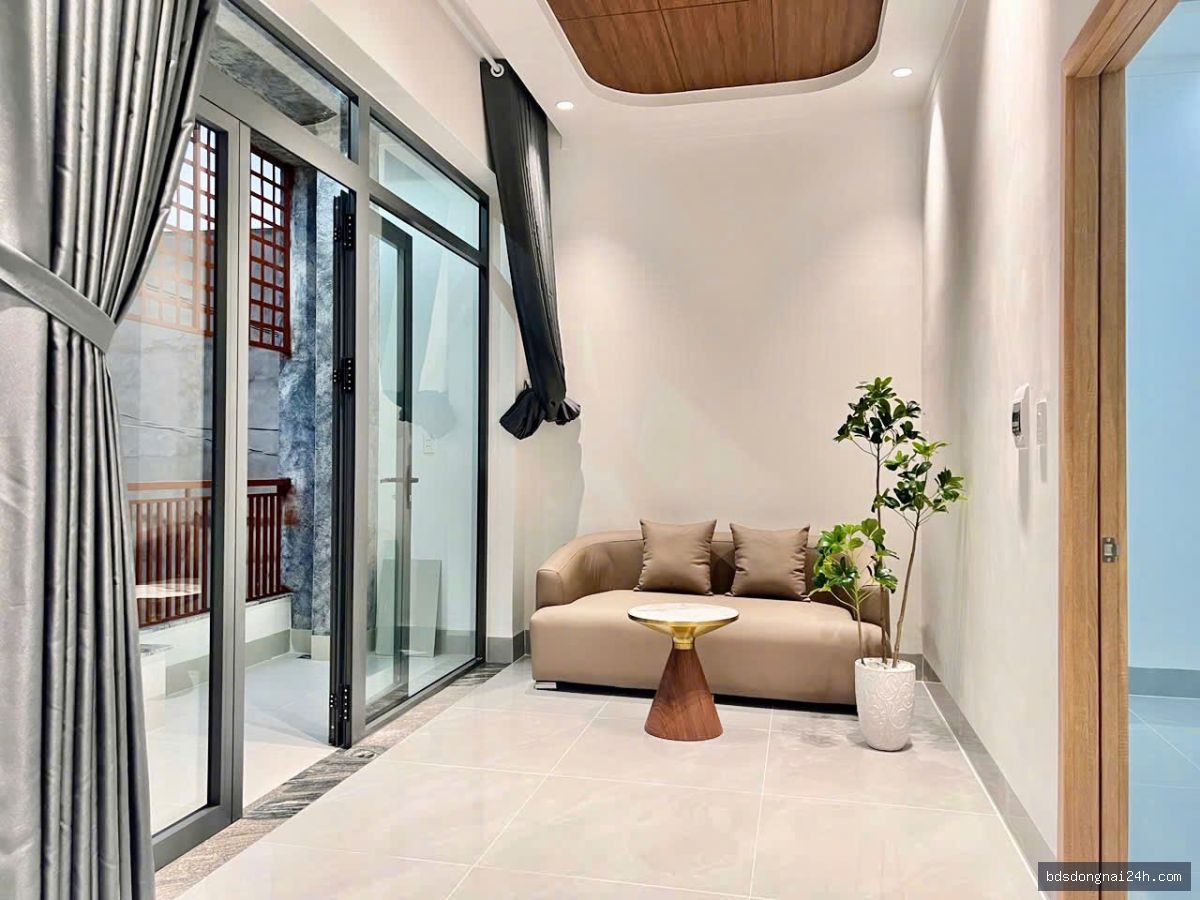 Bán nhà 1 trệt 2 lầu, sân ô tô (180m²) - Hình ảnh 9