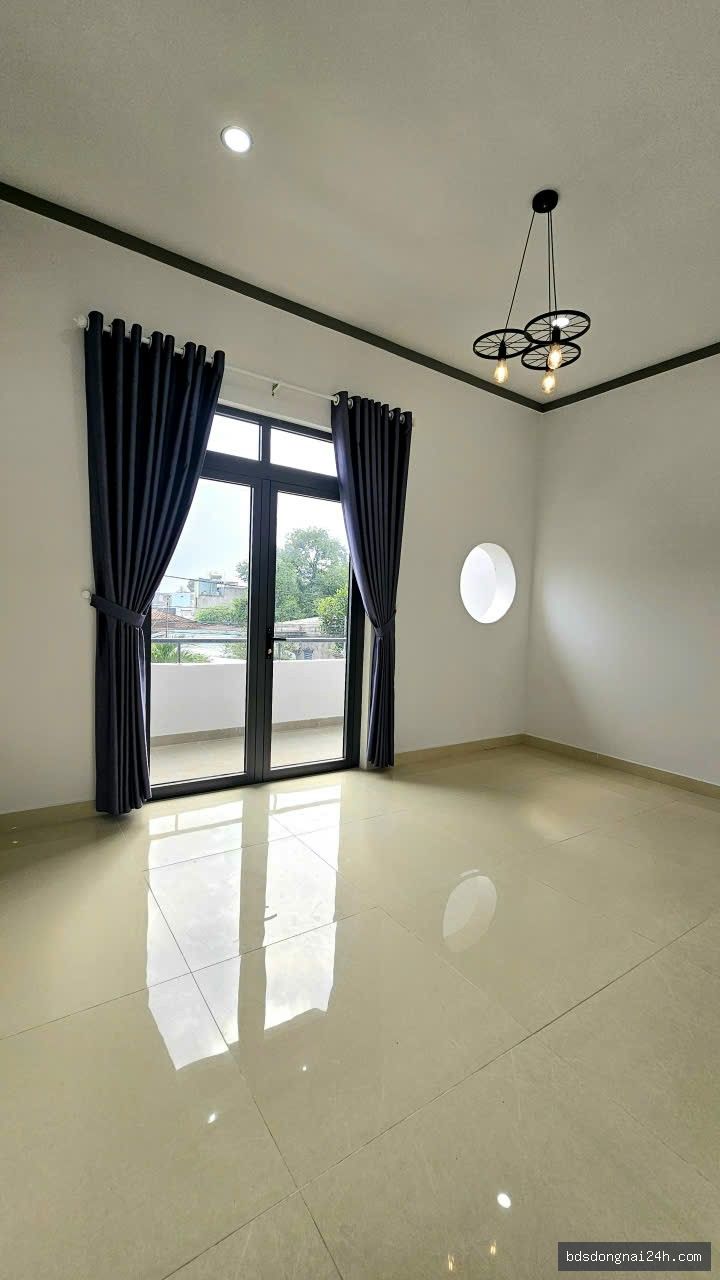 Bán nhà phố hiện đại, sân ô tô tại Hố Nai, Biên Hòa (96m²) - Hình ảnh 16