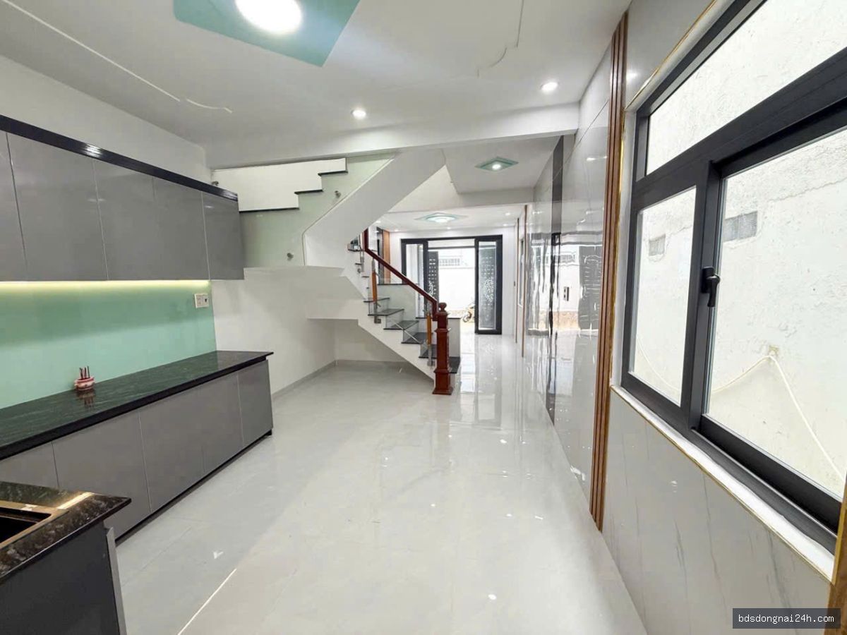 Bán nhà lầu kiên cố, gần chợ tại Tân Phong, Biên Hòa (60m²) - Hình ảnh 10