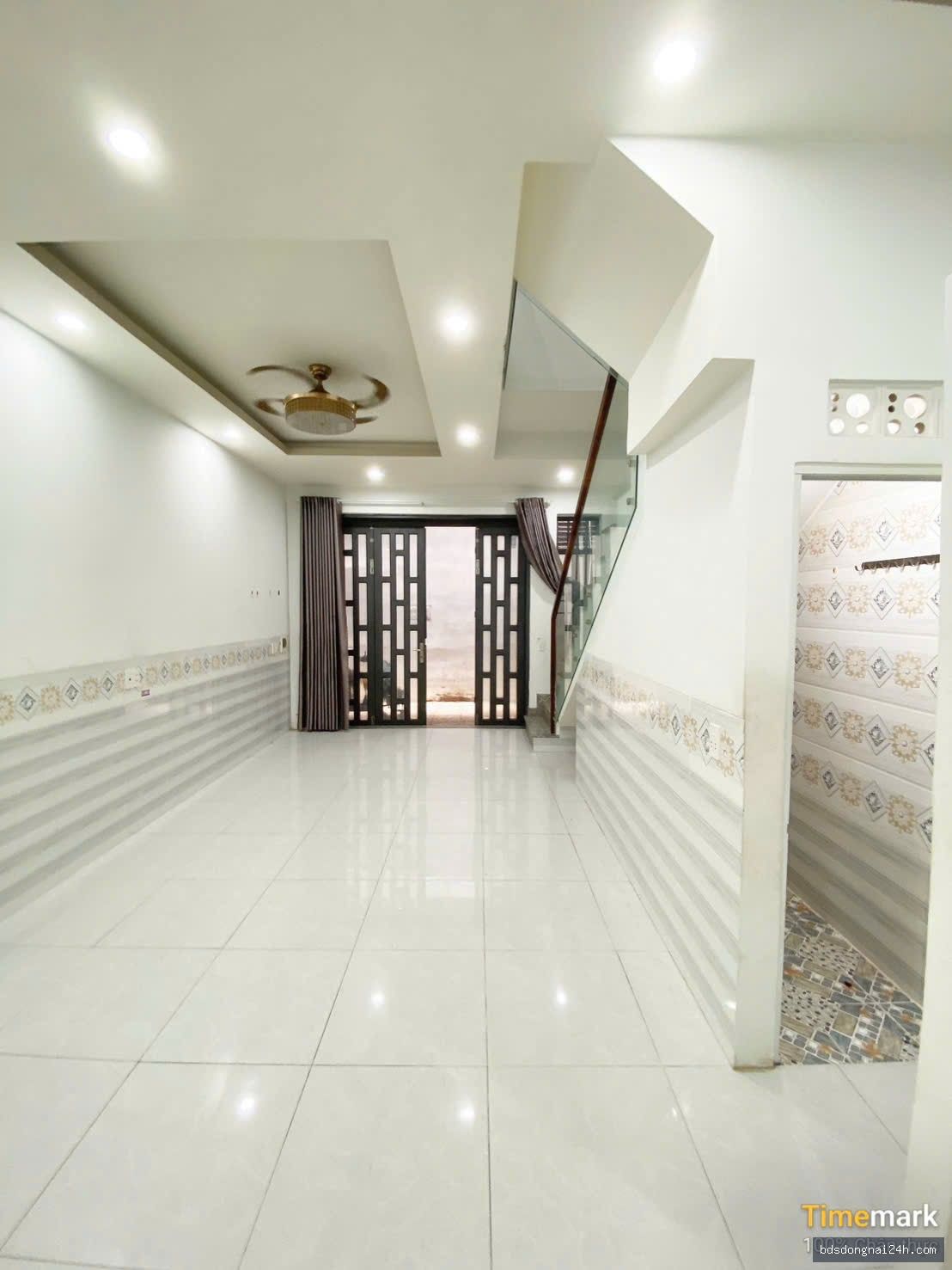 Cho thuê nhà 1 trệt 1 lầu gần chợ tại Tân Phong, Biên Hòa (45m²) - Hình ảnh 2