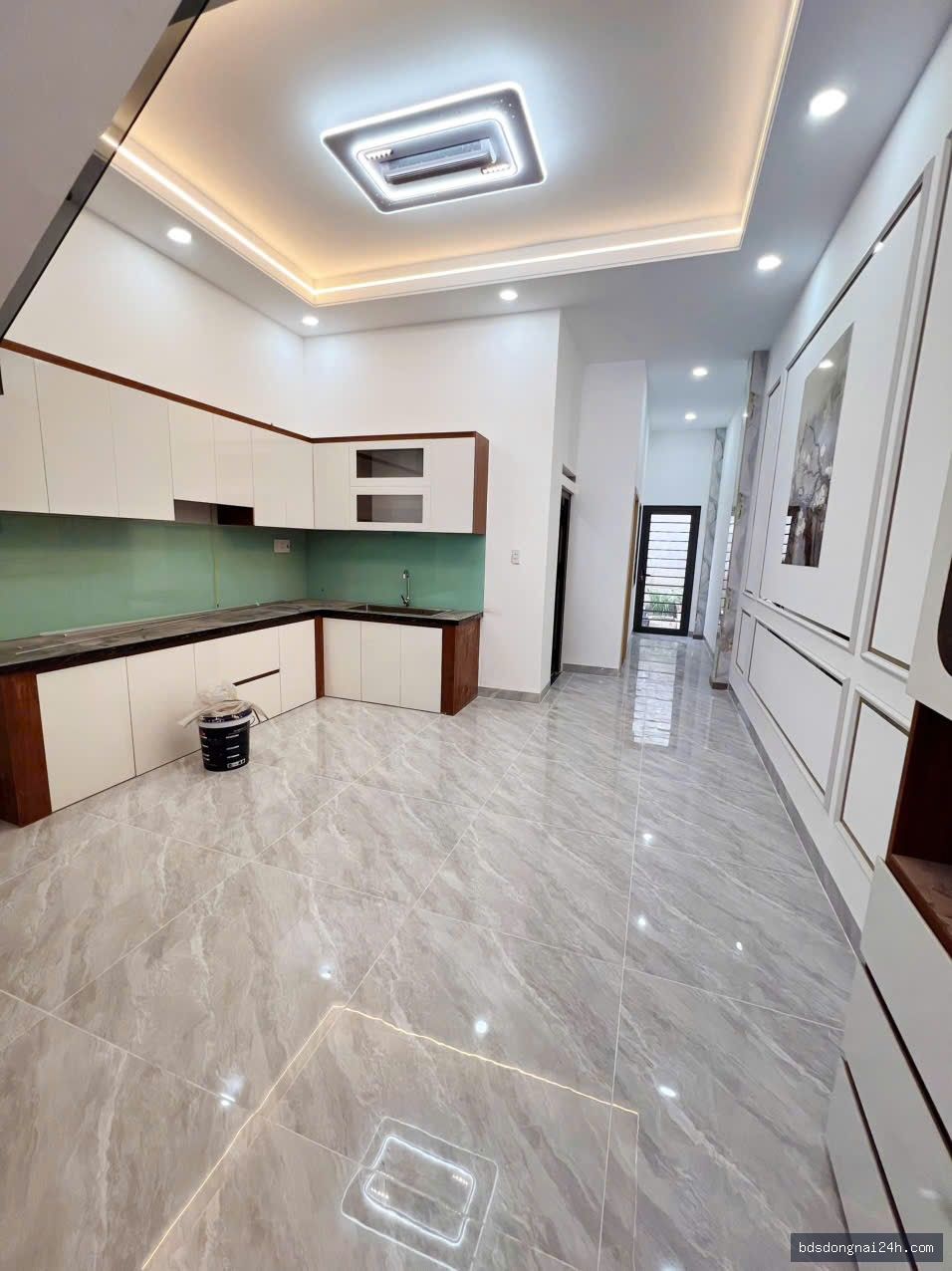 Bán nhà 1 trệt 1 lầu sân ô tô, gần chợ (81m²) - Hình ảnh 12