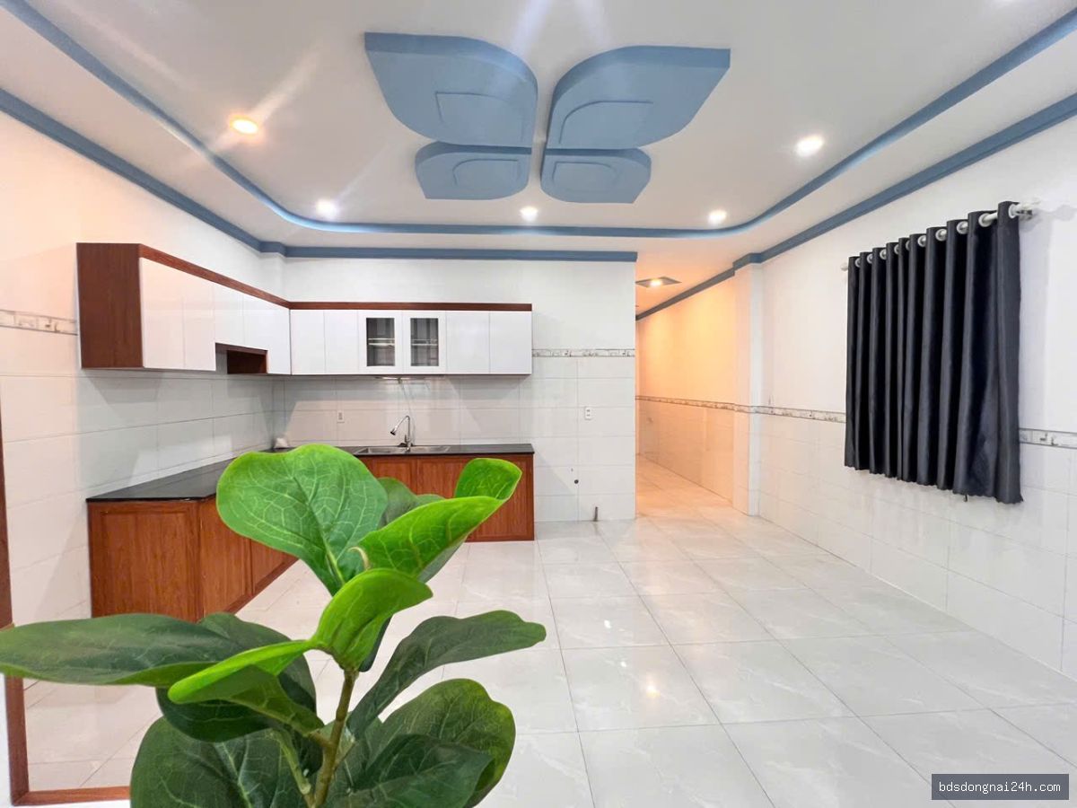 Bán nhà phố, sân ô tô tại Trảng Dài, Biên Hòa (104m²) - Hình ảnh 6