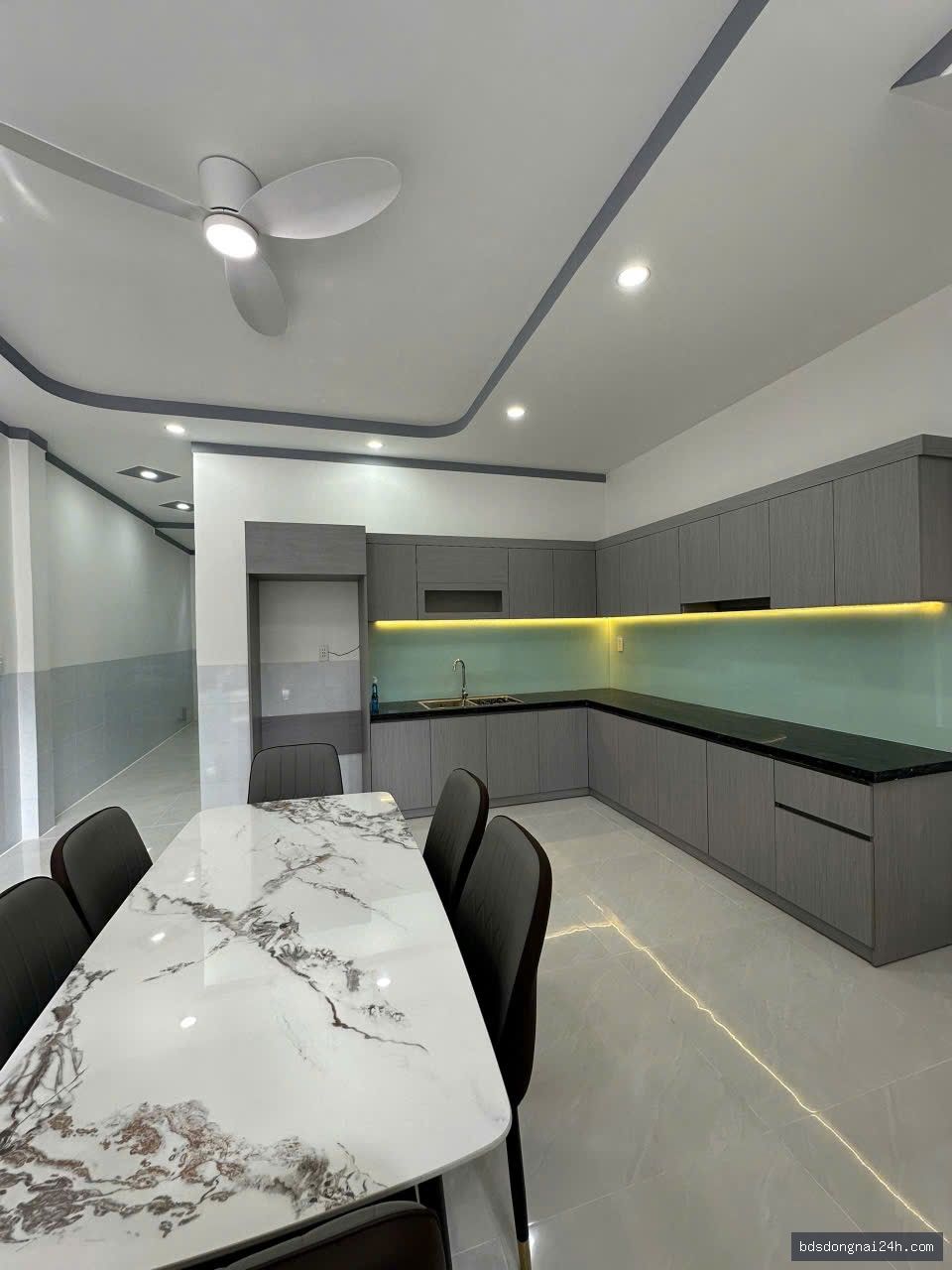 Bán nhà phố, sân ô tô, gần chợ tại Trảng Dài, Biên Hòa (100m²) - Hình ảnh 7