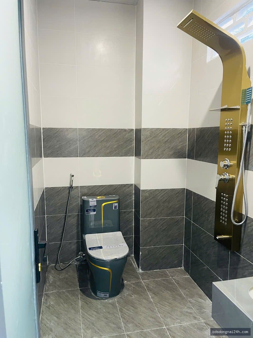 Bán nhà lầu kiên cố sân ô tô, full nội thất tại Trảng Dài, Biên Hòa (95m²) - Hình ảnh 5