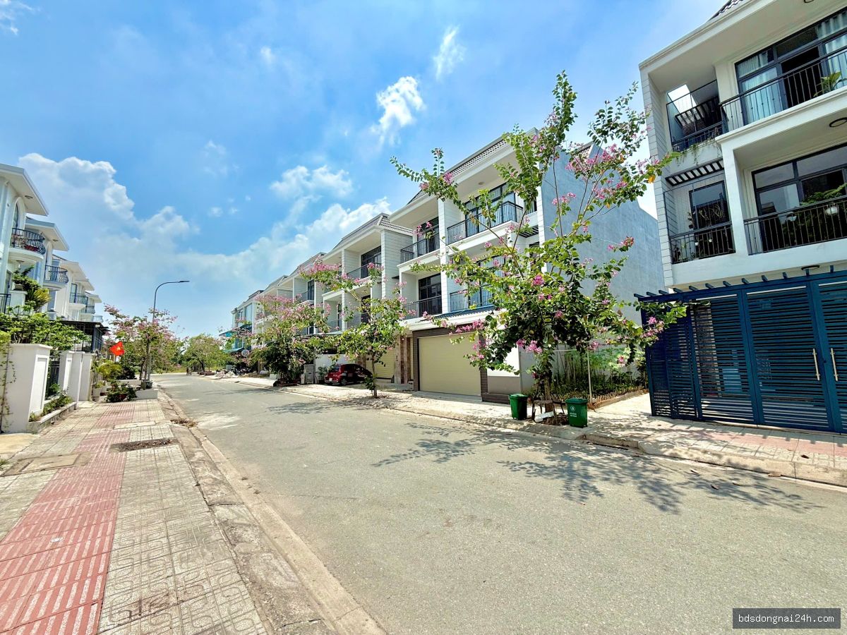 Bán nhà phố mặt tiền tại Bửu Long, Biên Hòa (129m²) - Hình ảnh 4