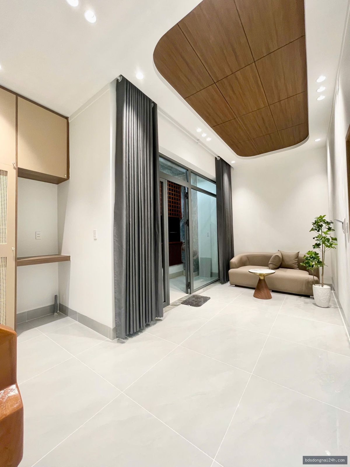 Bán nhà 1 trệt 2 lầu, sân ô tô (180m²) - Hình ảnh 10