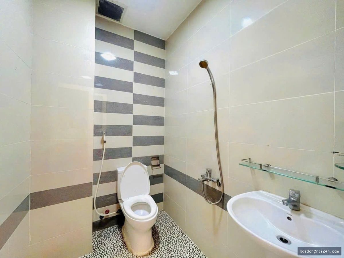 Cho thuê nhà 1 trệt 2 lầu mặt tiền tại Tam Hiệp, Biên Hòa (64m²) - Hình ảnh 3