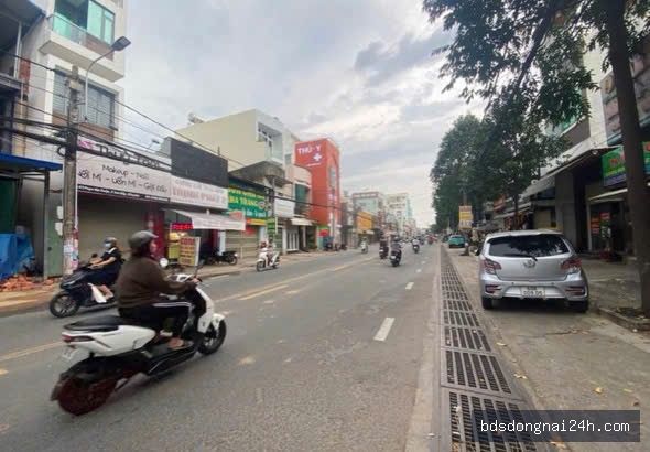 Cho thuê nhà 1 trệt 2 lầu, mặt tiền tại Tam Hiệp, Biên Hòa - Hình ảnh 2