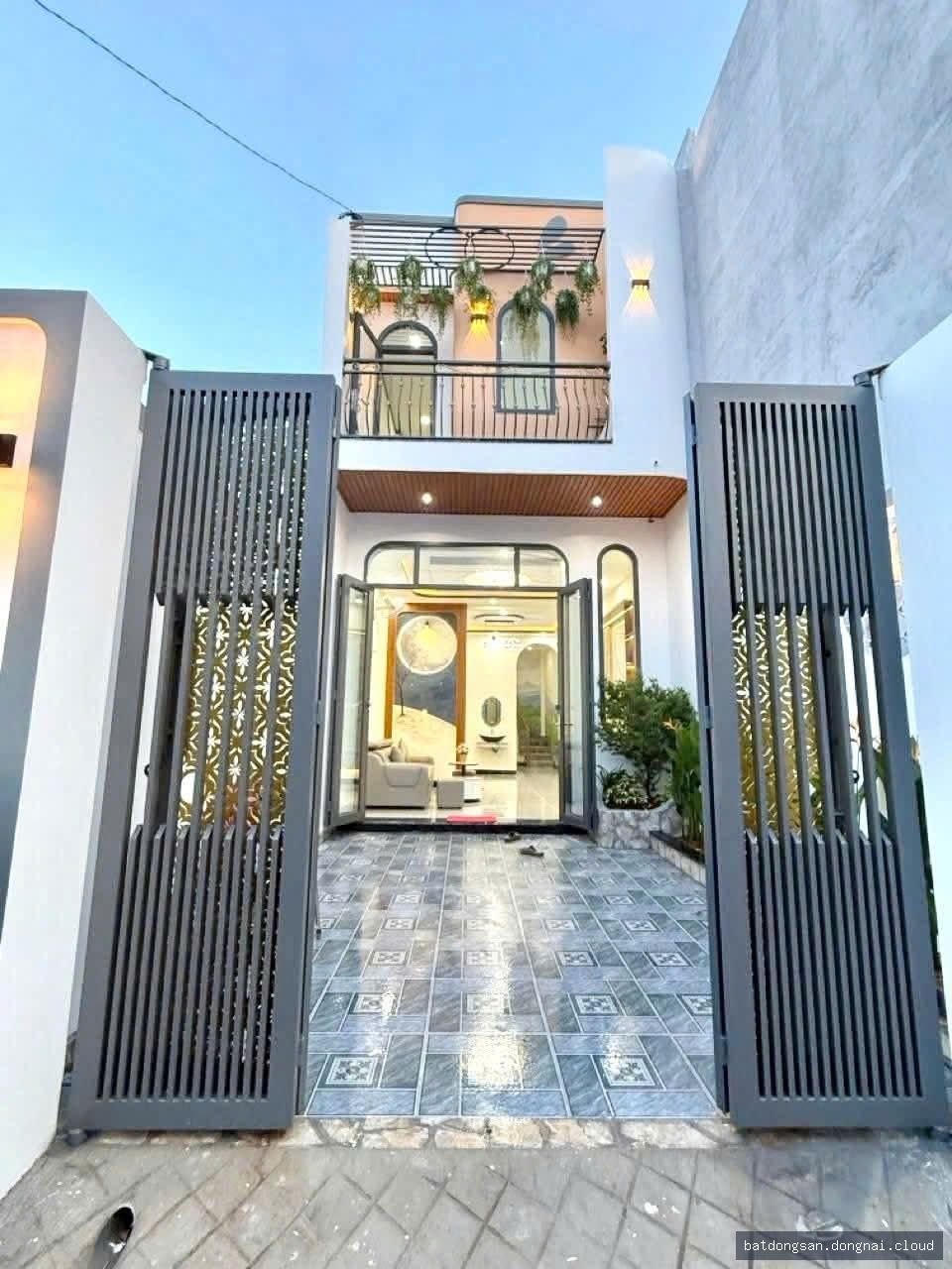 Bán nhà 1 trệt 1 lầu gần chợ tại Hố Nai, Biên Hòa (64 m²)