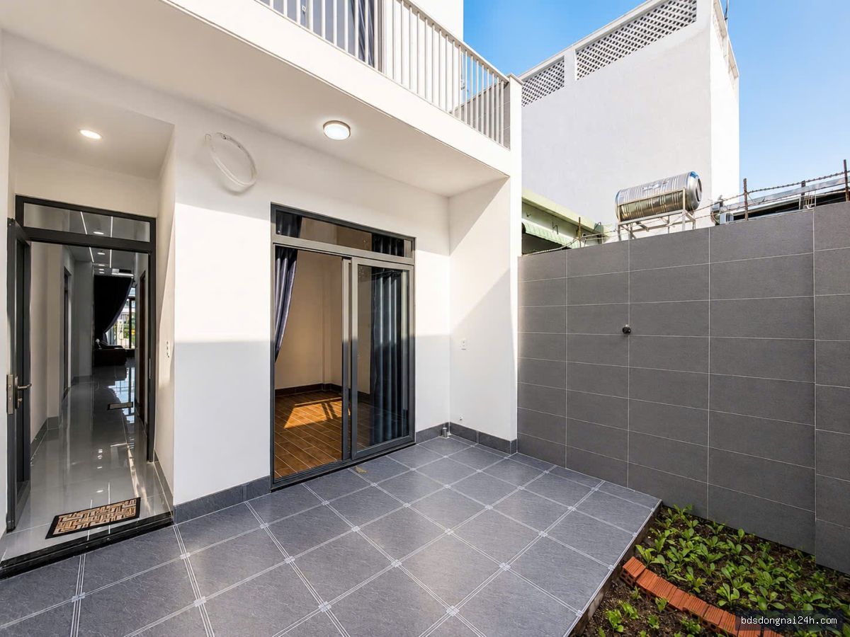 Bán nhà phố hiện đại, sân ô tô tại Trảng Dài, Biên Hòa (170m²) - Hình ảnh 17