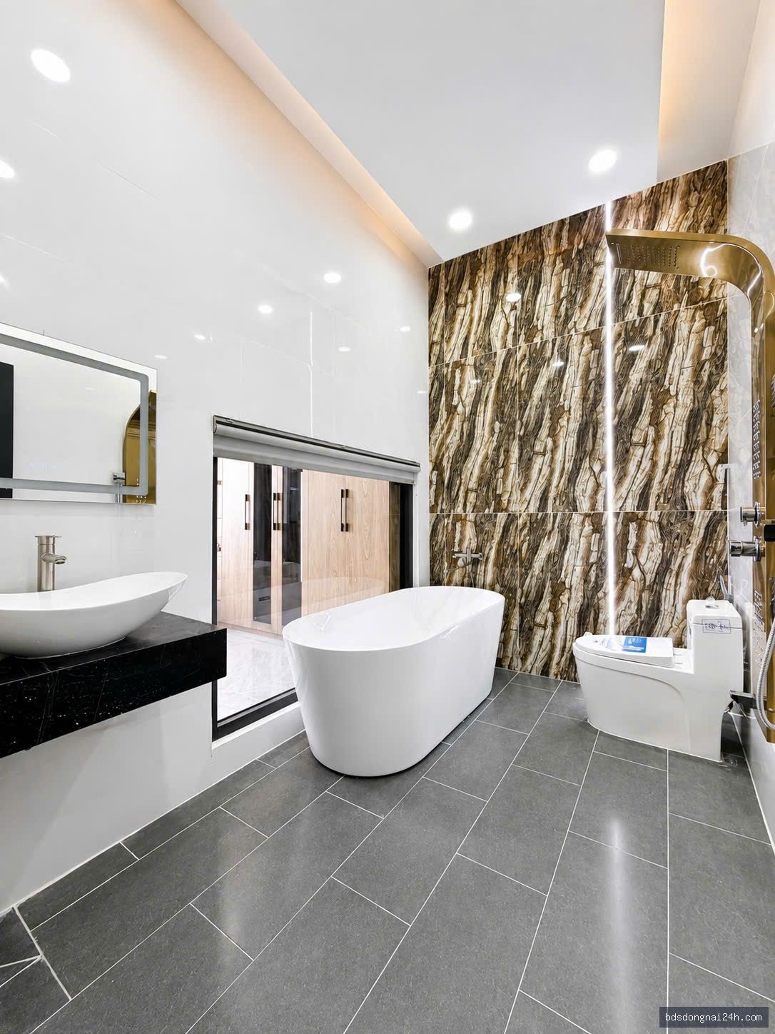 Bán nhà 1 trệt 2 lầu sân ô tô, full nội thất (80m²) - Hình ảnh 12