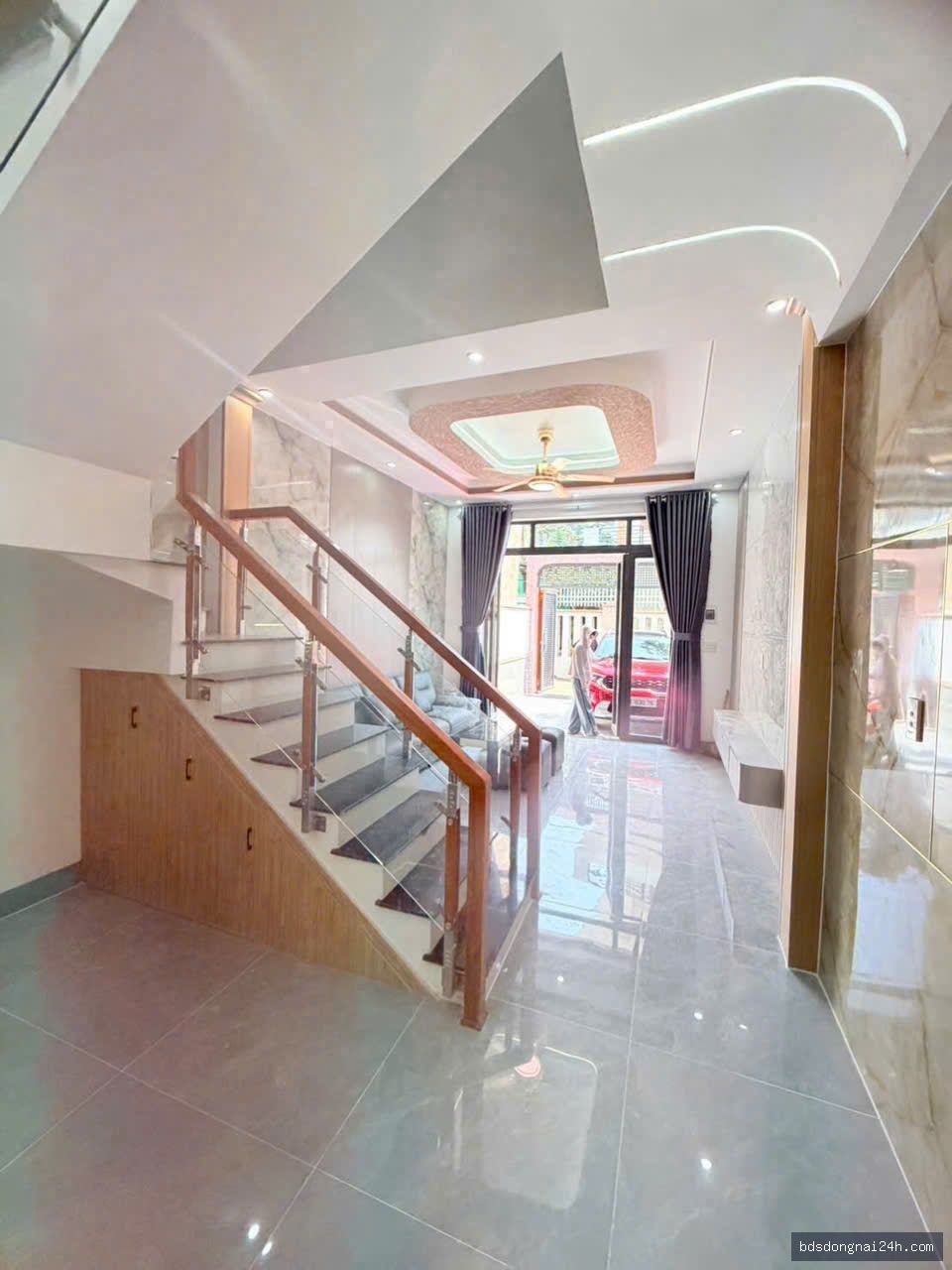 Bán nhà 1 trệt 1 lầu sân ô tô, gần chợ (80m²) - Hình ảnh 7