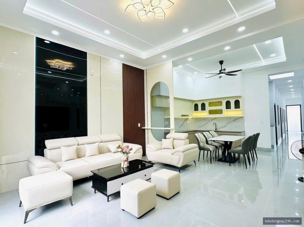 Bán nhà phố sân ô tô, mặt tiền (145m²) - Hình ảnh 2