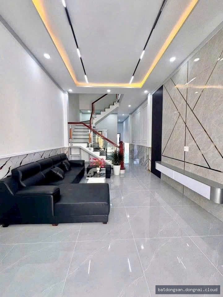 Bán nhà phố sân ô tô, mặt tiền tại Hố Nai, Biên Hòa (160m²) - Hình ảnh 2