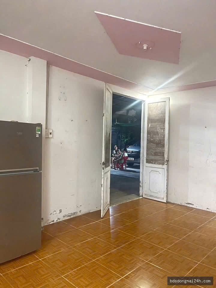Bán nhà 1 trệt 1 lầu gần chợ tại Trảng Dài, Biên Hòa (36m²) - Hình ảnh 4
