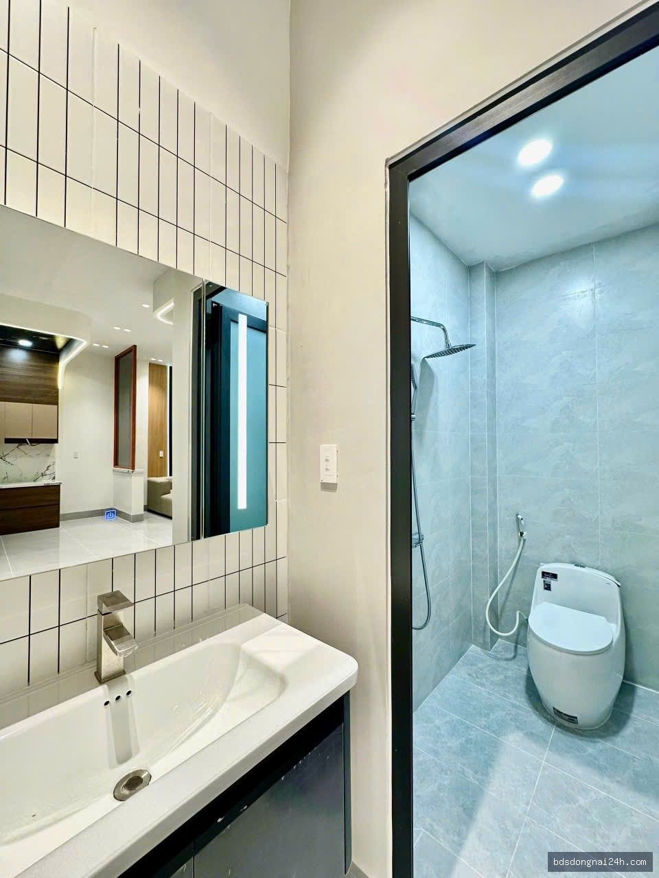 Bán nhà 1 trệt 2 lầu, sân ô tô (180m²) - Hình ảnh 11