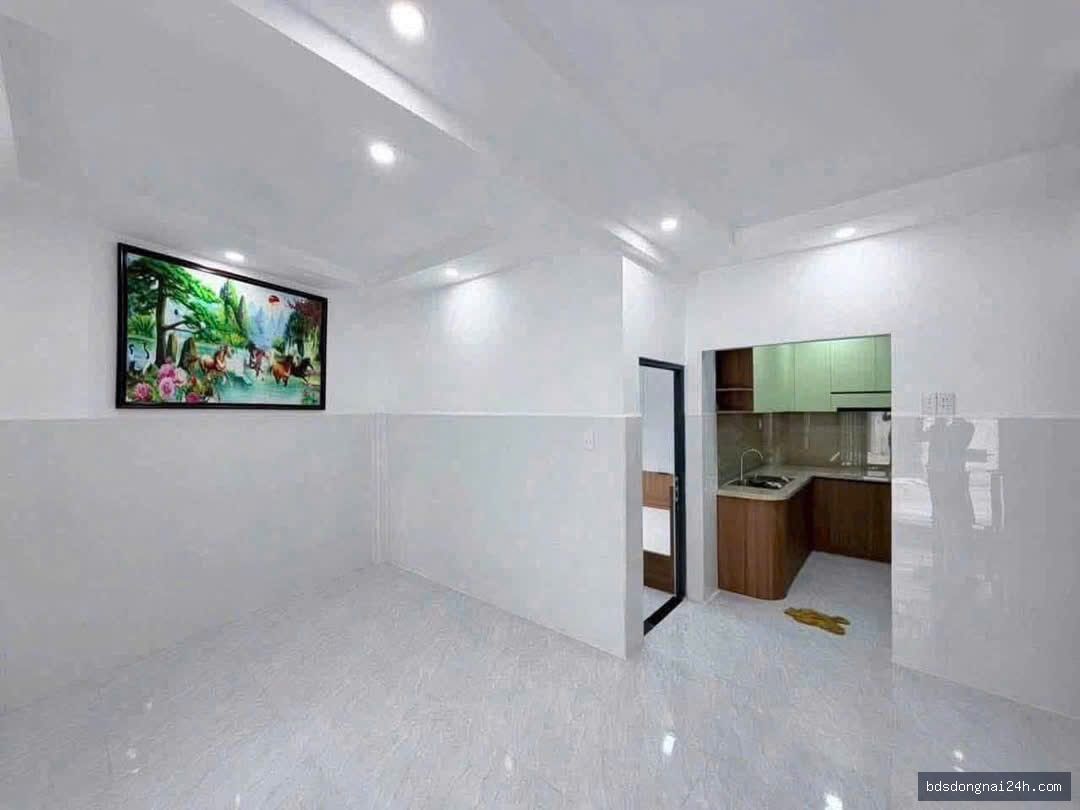 Bán nhà 1 trệt 1 lầu gần chợ - Hình ảnh 5