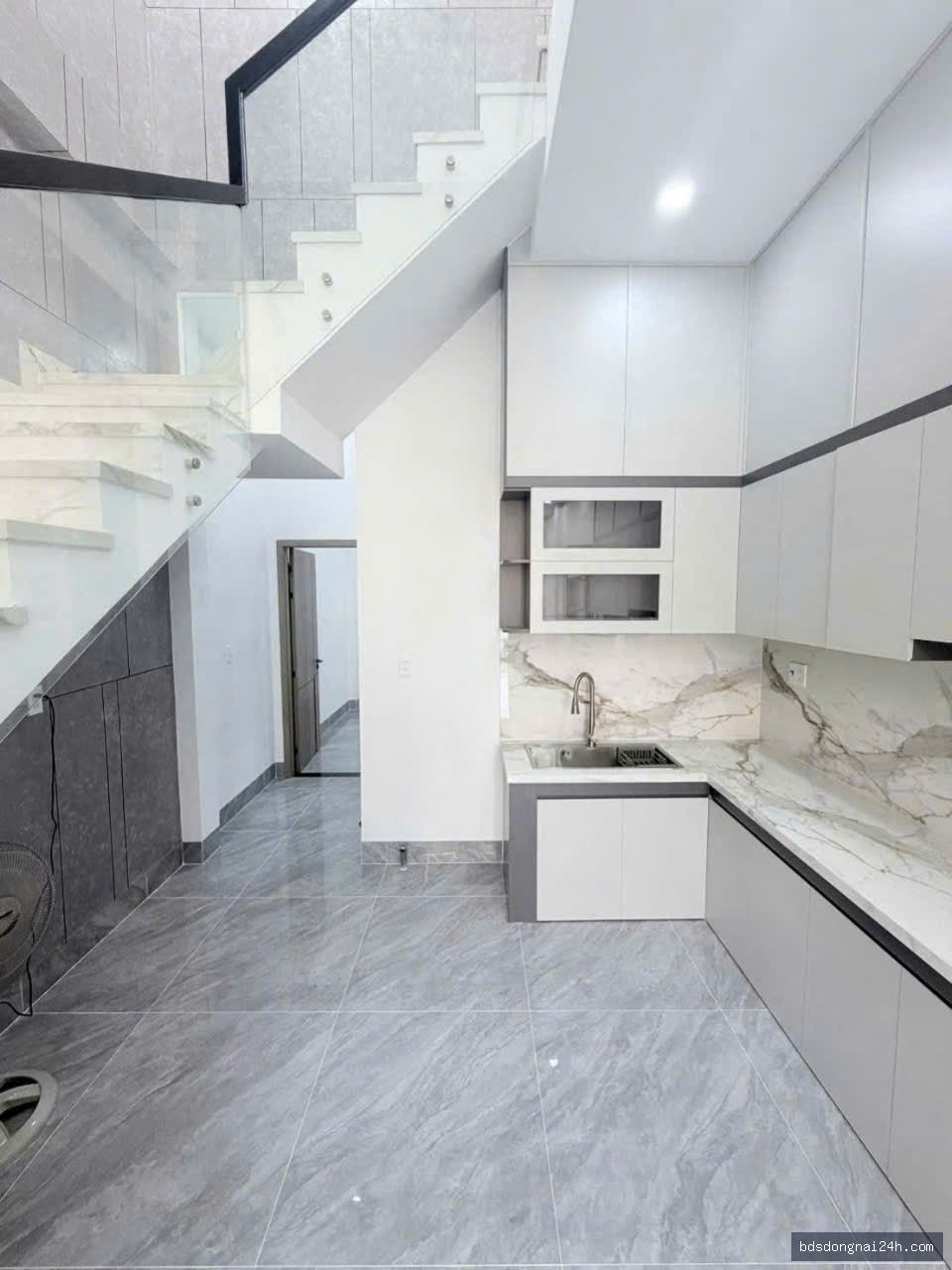 Bán nhà 1 trệt 1 lầu gần chợ (62m²) - Hình ảnh 3