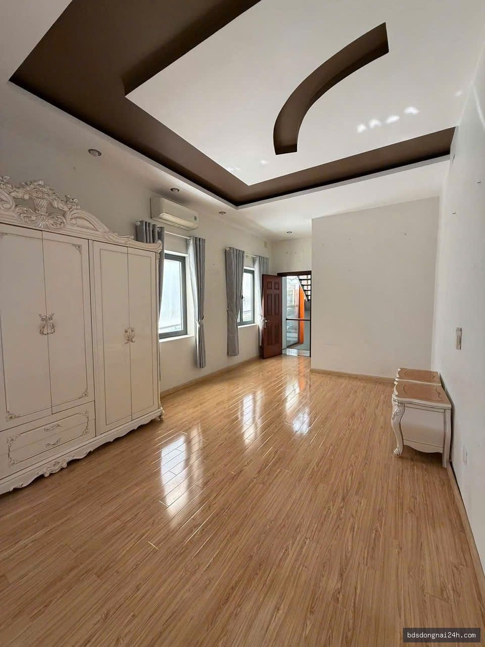 Cho thuê nhà 1 trệt 2 lầu full nội thất tại Thống Nhất, Biên Hòa (144m²) - Hình ảnh 2