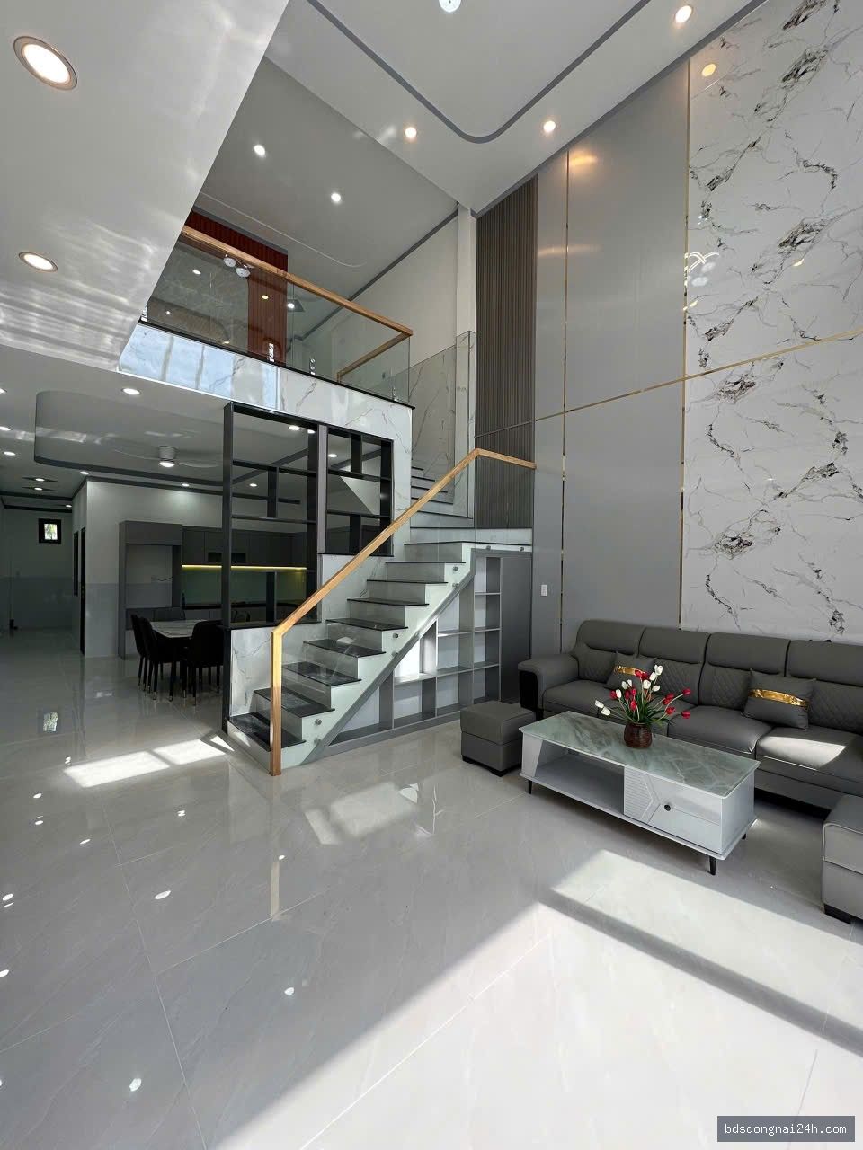 Bán nhà phố, sân ô tô, gần chợ tại Trảng Dài, Biên Hòa (100m²) - Hình ảnh 9