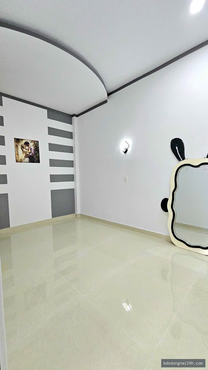 Bán nhà phố hiện đại, sân ô tô tại Hố Nai, Biên Hòa (96m²) - Hình ảnh 7