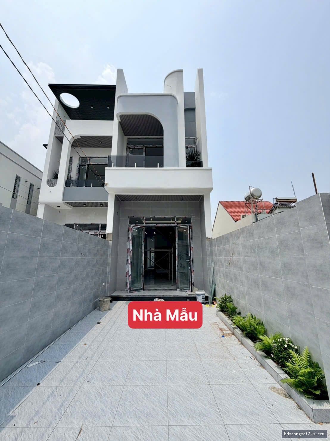 Bán mặt bằng kinh doanh, sân ô tô, mặt tiền (95.7m²) - Hình ảnh 10