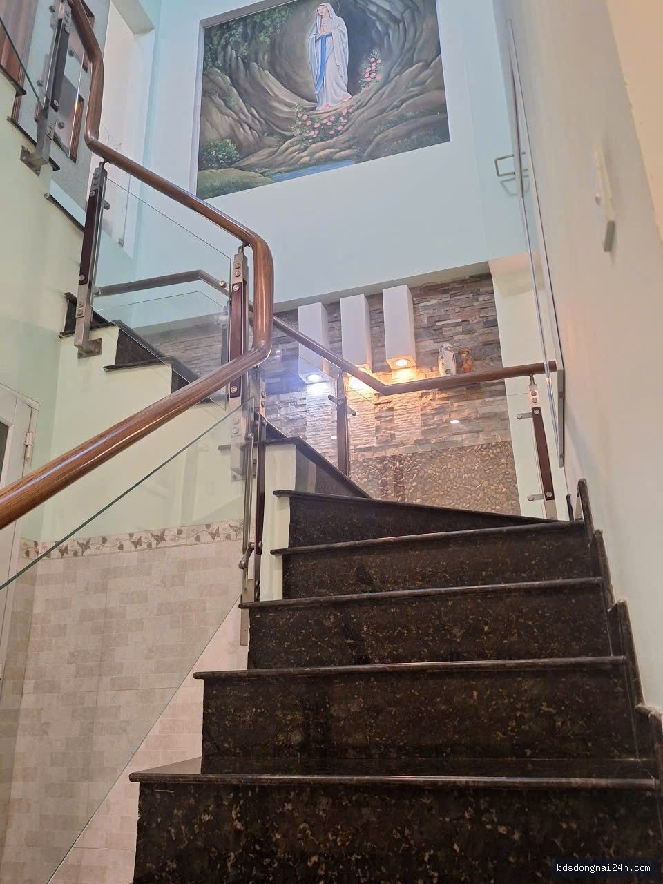 Cho thuê nhà 1 trệt 1 lầu mặt tiền (150m²) - Hình ảnh 4