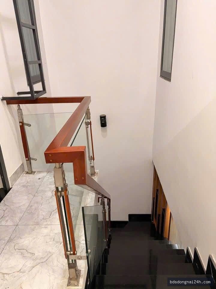 Bán nhà 1 trệt 1 lầu tại Tân Hiệp, Biên Hòa (60m²) - Hình ảnh 2