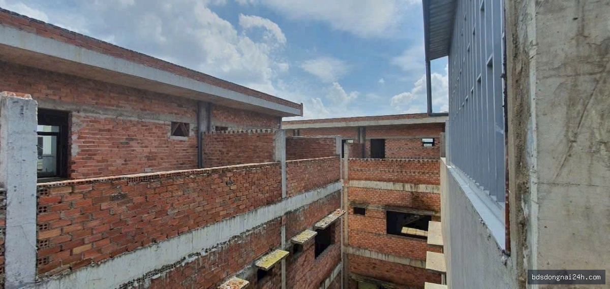 Bán nhà 1 trệt 2 lầu mặt tiền tại Bửu Long, Biên Hòa (95m²) - Hình ảnh 3