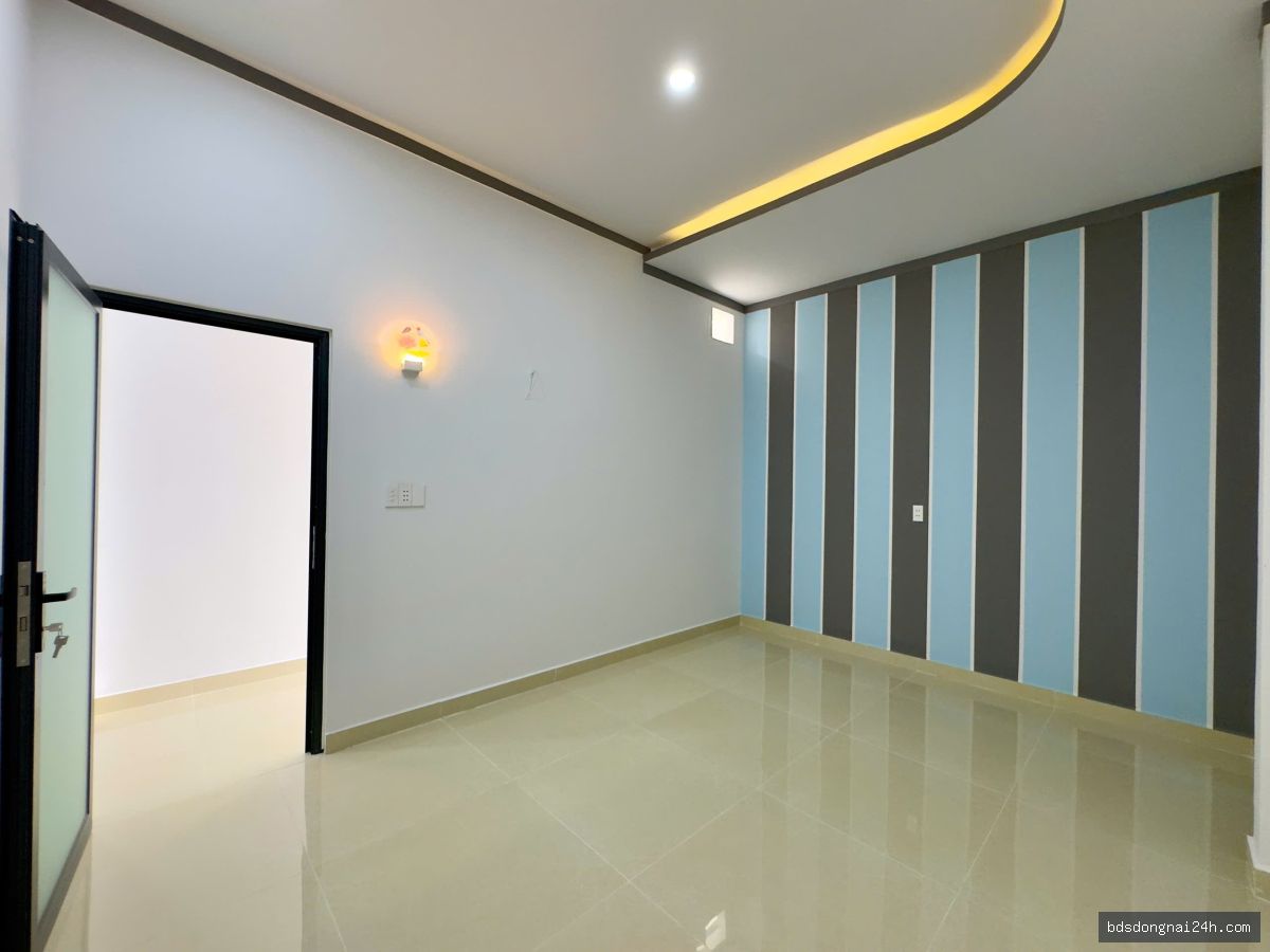 Bán nhà 1 trệt 1 lầu sân ô tô, gần chợ tại Hố Nai, Biên Hòa (96m²) - Hình ảnh 12