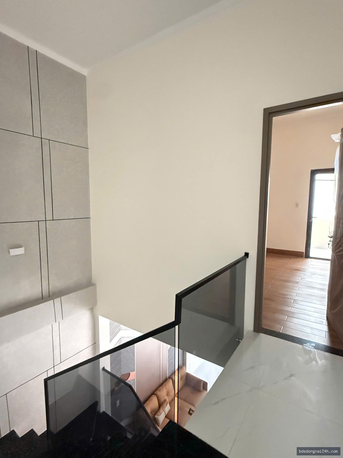 Bán nhà 1 trệt 1 lầu (82m²) - Hình ảnh 2