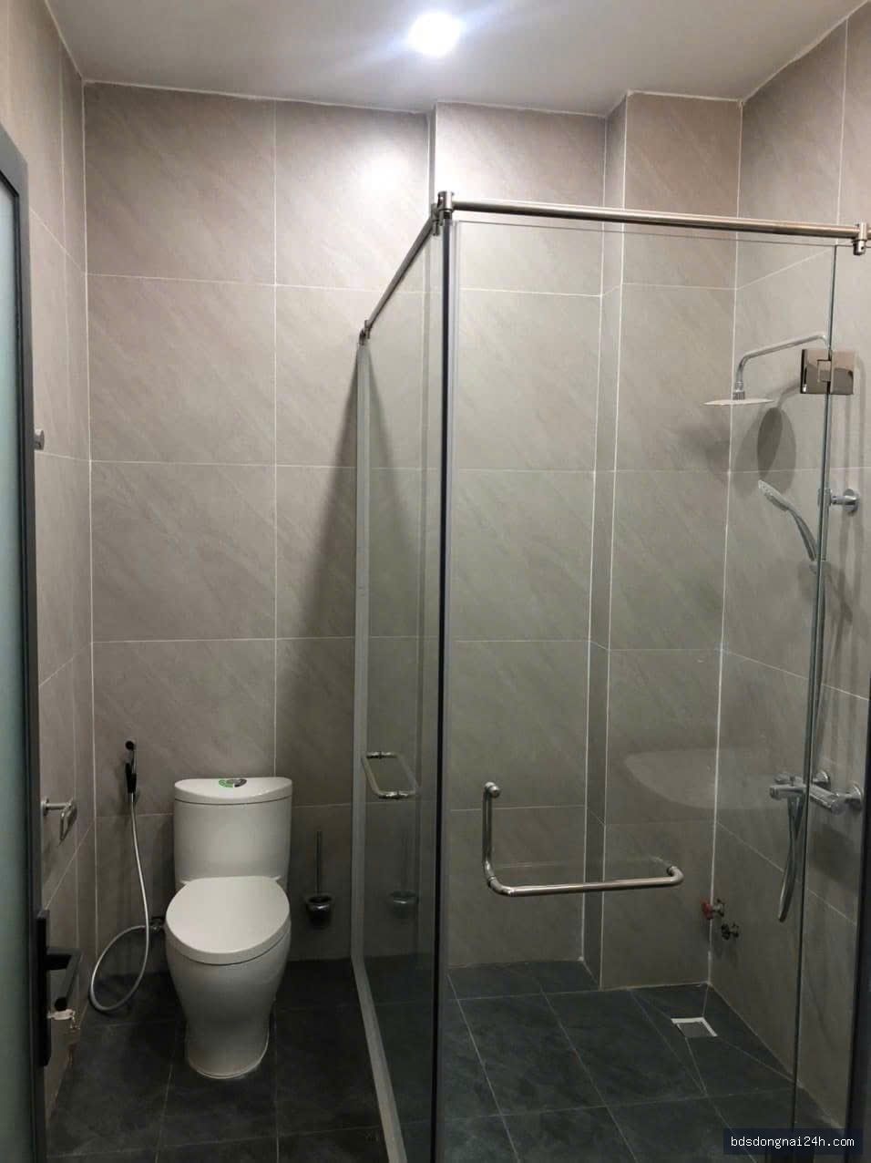 Cho thuê nhà 1 trệt 2 lầu, mặt tiền (72m²) - Hình ảnh 5