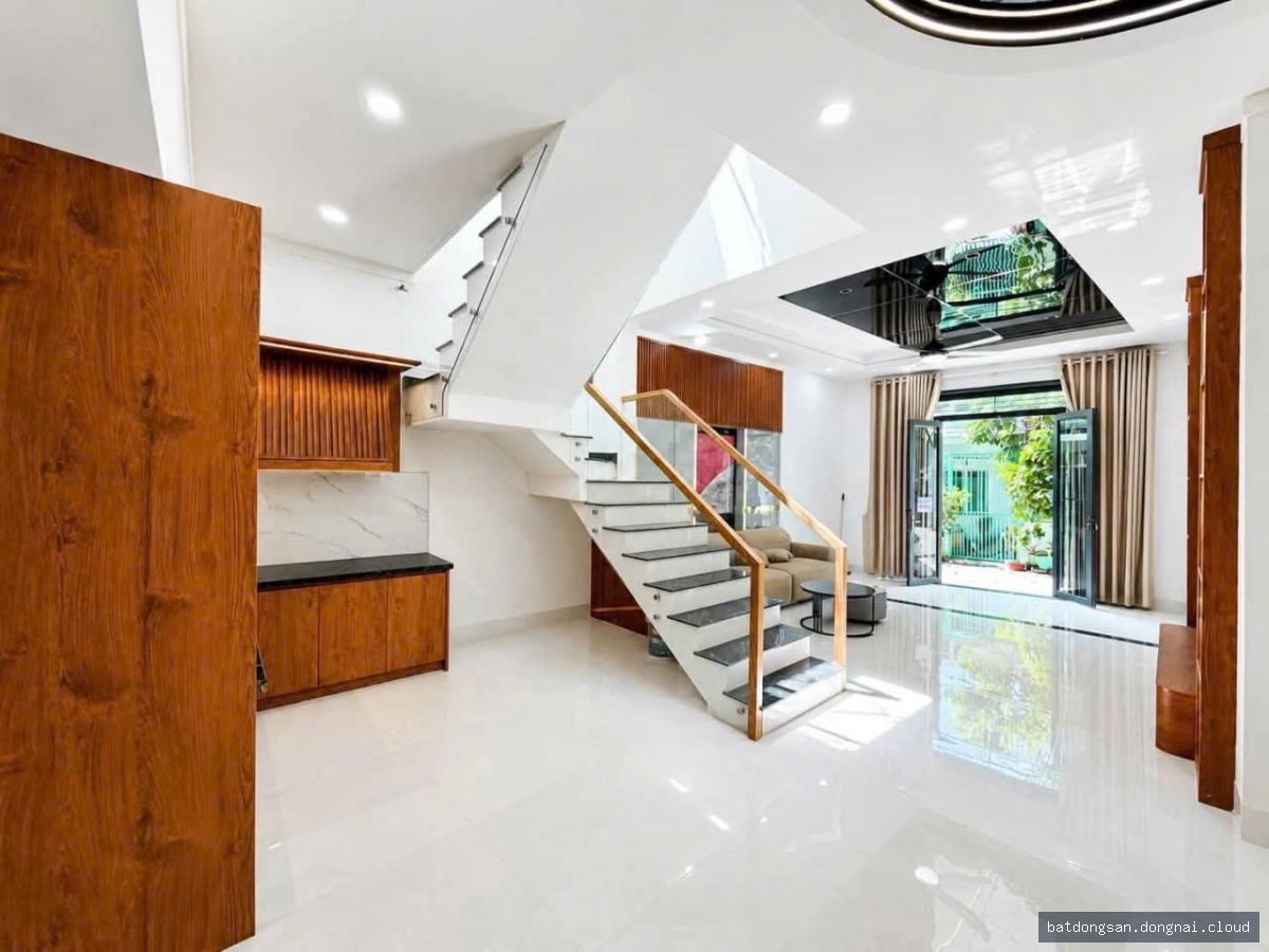 Bán nhà lầu kiên cố - Hình ảnh 2