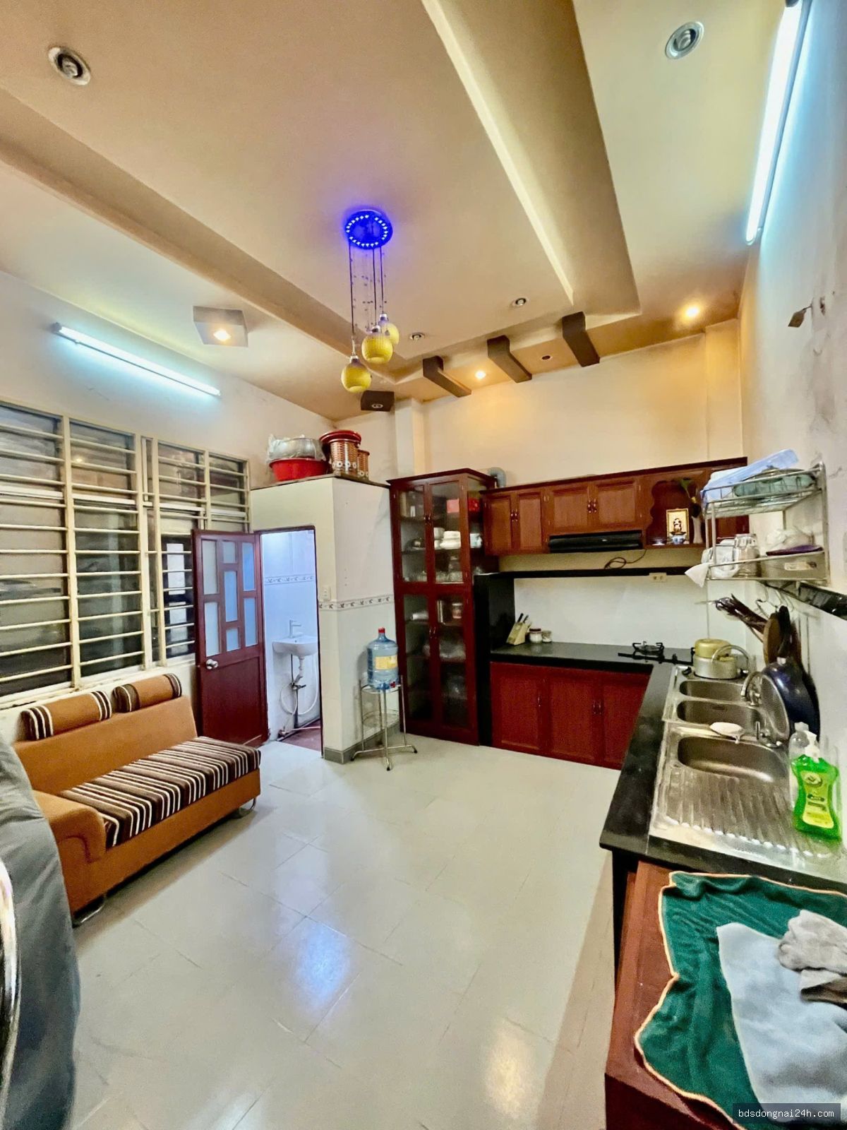 Bán nhà phố - Hình ảnh 4