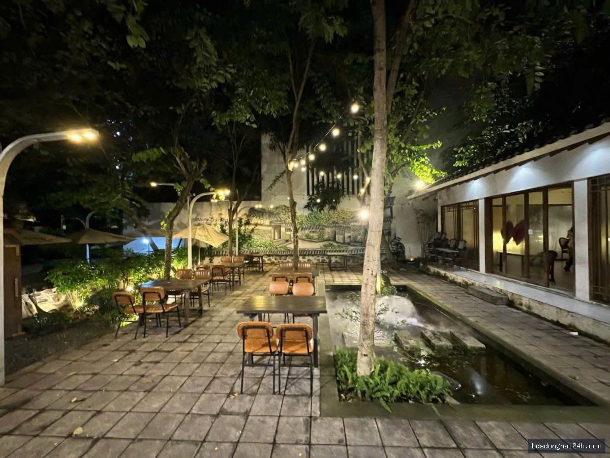 Cho thuê mặt bằng kinh doanh KDC D2D (450m²)