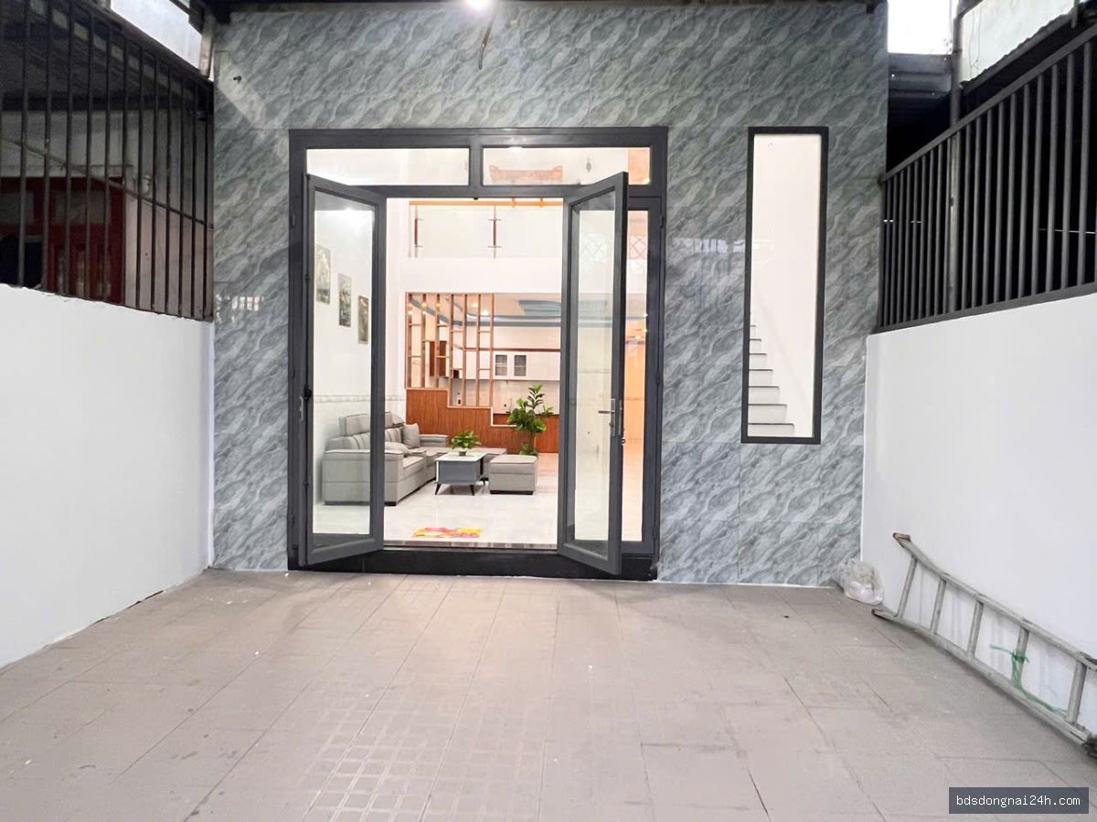 Bán nhà phố, sân ô tô tại Trảng Dài, Biên Hòa (104m²) - Hình ảnh 4