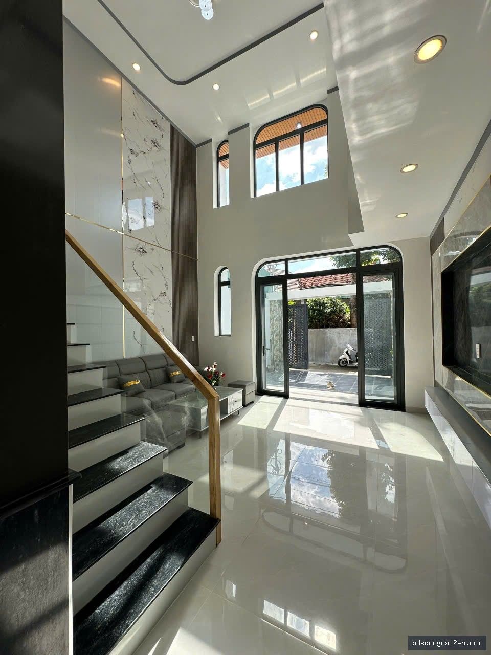 Bán nhà phố sân ô tô, gần chợ tại Trảng Dài, Biên Hòa (100m²) - Hình ảnh 16