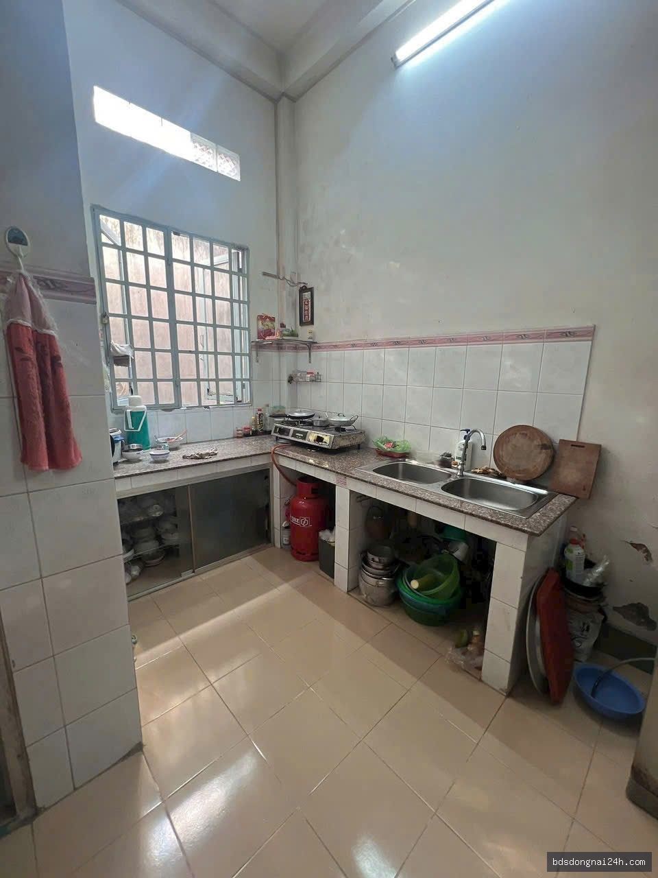 Bán nhà 1 trệt 1 lầu - Hình ảnh 2