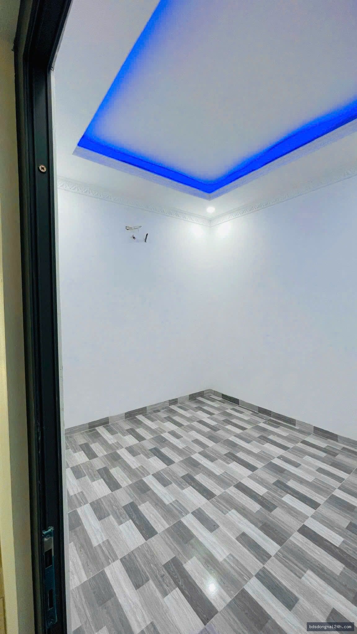 Bán nhà 1 trệt 2 lầu, gần chợ (90m²) - Hình ảnh 7