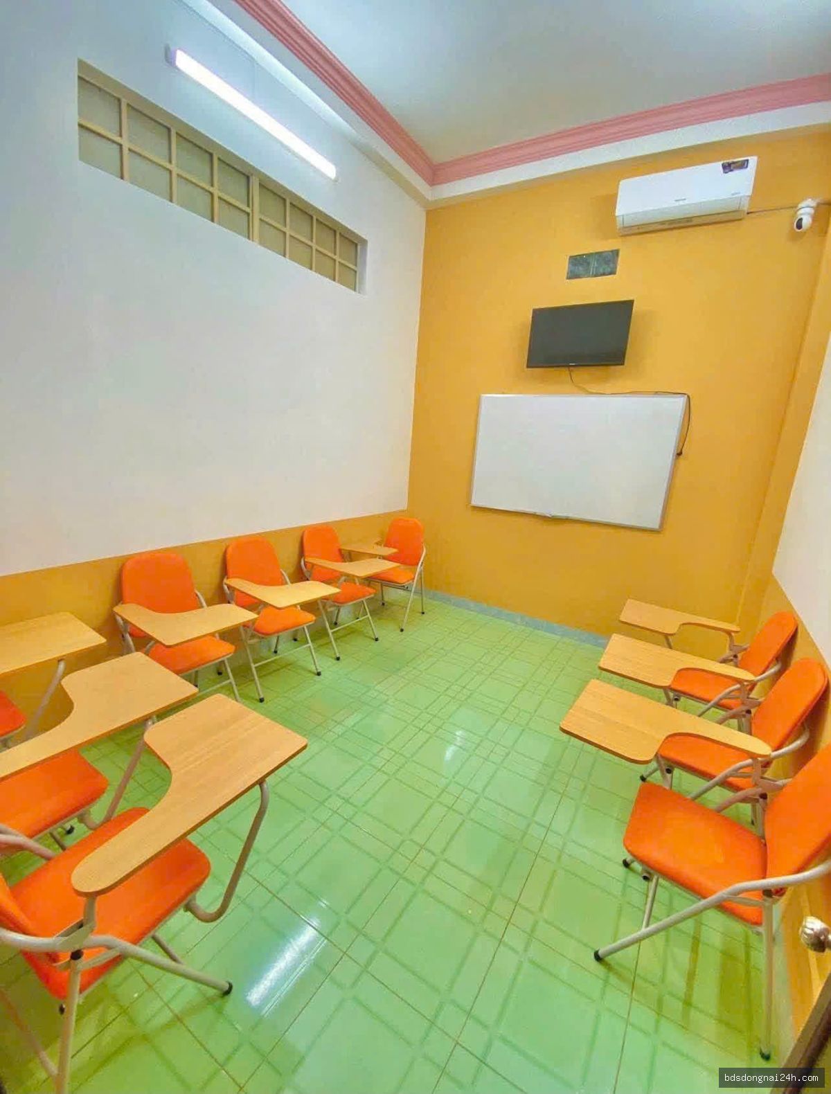 Cho thuê nhà 1 trệt 1 lầu mặt tiền tại Tân Phong, Biên Hòa (105m²) - Hình ảnh 2