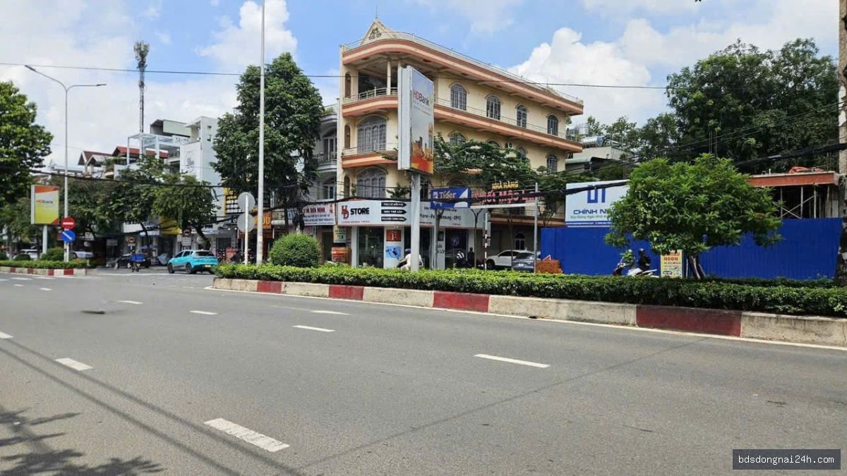 Bán nhà phố, mặt tiền tại Tam Hiệp, Biên Hòa (200m²) - Hình ảnh 2
