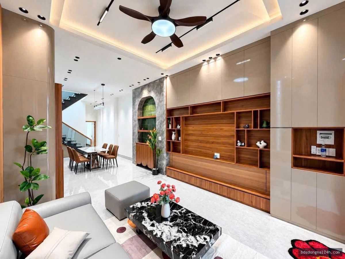 Bán nhà 1 trệt 1 lầu, sân ô tô tại Hố Nai, Biên Hòa - Hình ảnh 5