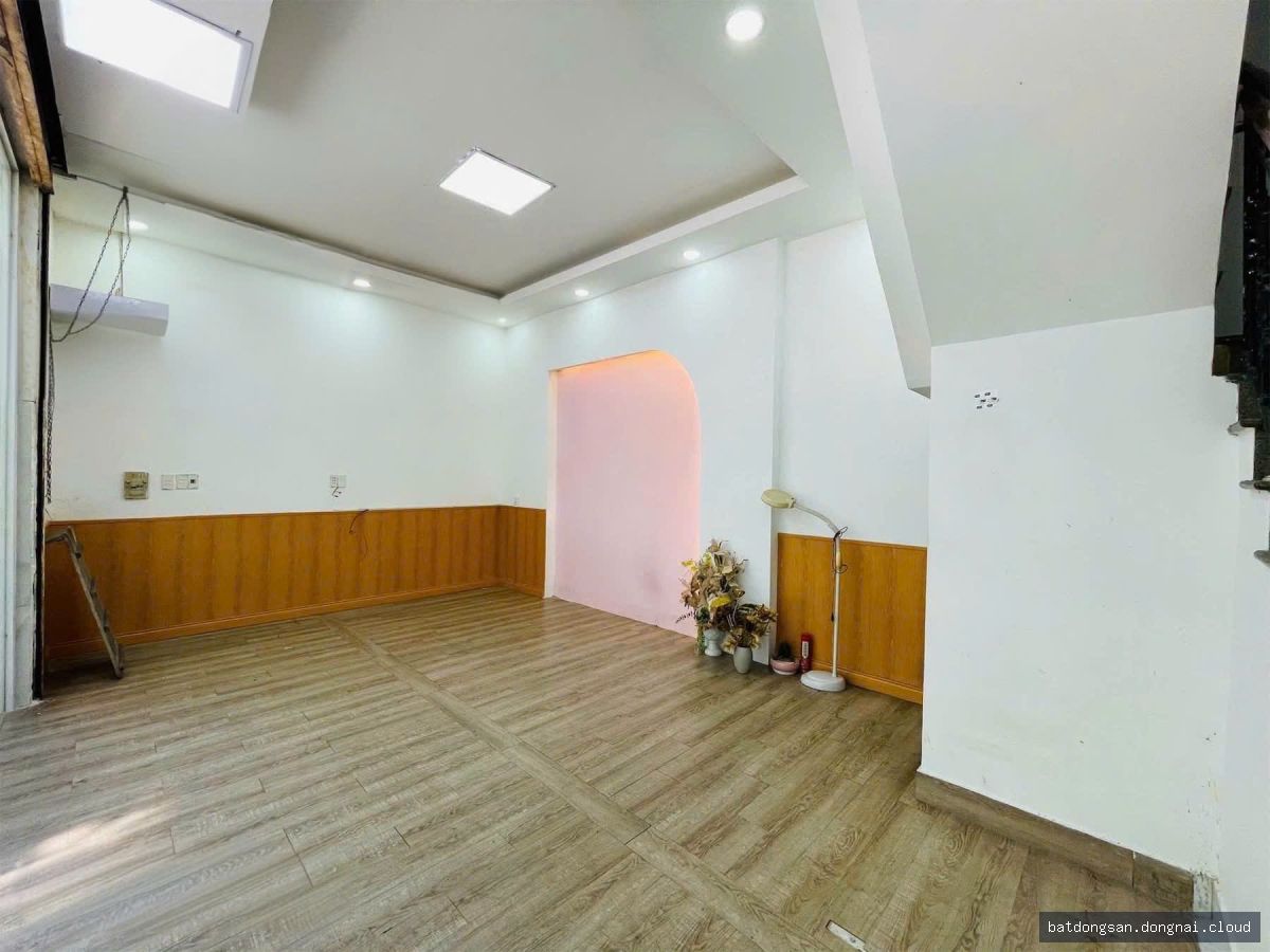 Cho thuê nhà 1 trệt 2 lầu mặt tiền (35m²) - Hình ảnh 7